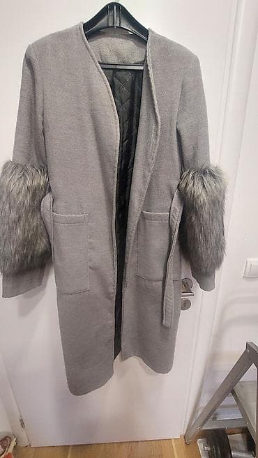 Kaput sa krznom na rukavima, m/l na lalafo.rs — 3 Kaput sa krznom na rukavima, m/l — 3