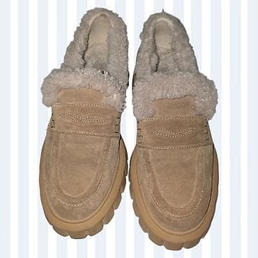 Ženske mokasine cele od kože, postavljenje vunom. Broj je 38 ali kalup na lalafo.rs — 2 Ženske mokasine cele od kože, postavljenje vunom. Broj je 38 ali kalup — 2