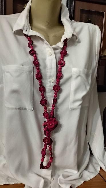 Necklaces: Bižuterija,kvalitetna i prelepa.
Iz uvoza at lalafo.rs — 2 Necklaces: Bižuterija,kvalitetna i prelepa.
Iz uvoza — 2