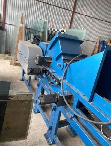 Construction Staplers: HITNO Mlin za drvo PIRANA 480 (NOVO) masina za pelet ILI MENJAM ZA at lalafo.rs — 3 Construction Staplers: HITNO Mlin za drvo PIRANA 480 (NOVO) masina za pelet ILI MENJAM ZA — 3