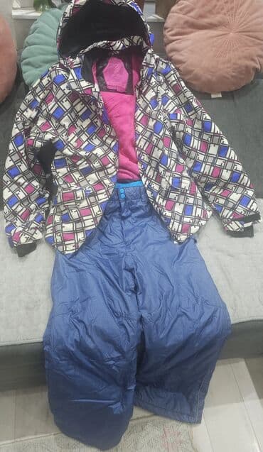 Dečiji ski komplet – jakna i Abercrombie & Fitch ženska kratka na lalafo.rs Dečiji ski komplet – jakna i Abercrombie & Fitch ženska kratka