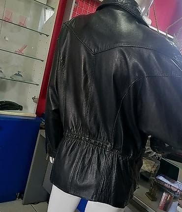 dve suknje po: Ženska kožna jakna – biker/oversize kroj, crna - Materijal: prirodna na lalafo.rs — 3 dve suknje po: Ženska kožna jakna – biker/oversize kroj, crna - Materijal: prirodna — 3