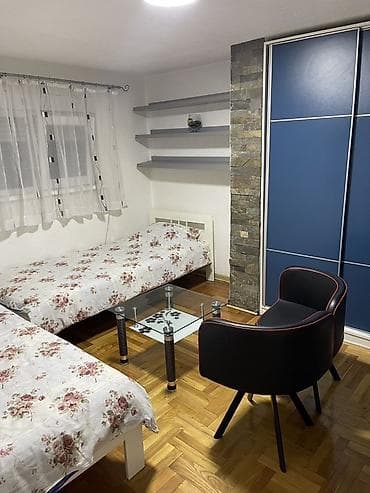 dve suknje po: Nameštena garsonjera/stan za izdavanje Vrnjacka Banja 50 metara od na lalafo.rs — 4 dve suknje po: Nameštena garsonjera/stan za izdavanje Vrnjacka Banja 50 metara od — 4