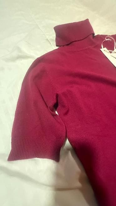 Džemper s kratkim rukavima i rol-kragnom – bordo/crvenkaste boje. - at lalafo.rs — 3 Džemper s kratkim rukavima i rol-kragnom – bordo/crvenkaste boje. - — 3