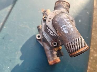 Termostat sa kucistem i termodavacem Lada 112. Polovno, ocuvano at lalafo.rs — 7 Termostat sa kucistem i termodavacem Lada 112. Polovno, ocuvano — 7