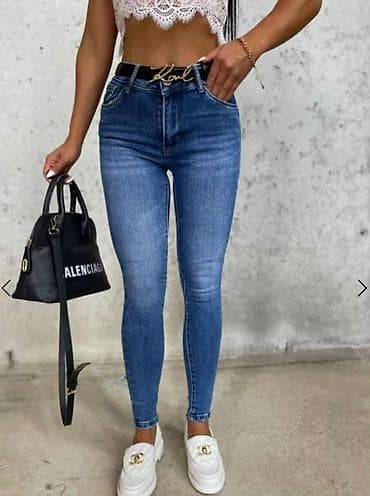 pantalone butiku ali: Cena:2700 din
Dinara farmerke
Vel. XS, S, M, L, XL na lalafo.rs — 4 pantalone butiku ali: Cena:2700 din
Dinara farmerke
Vel. XS, S, M, L, XL — 4