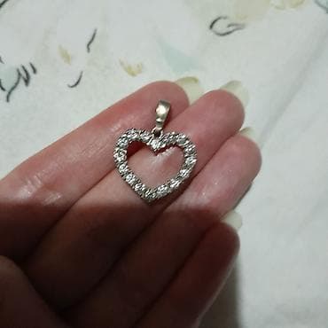 Ženski set modnih aksesoara - Ručni sat: pravougaono-kućište u na lalafo.rs — 4 Ženski set modnih aksesoara - Ručni sat: pravougaono-kućište u — 4