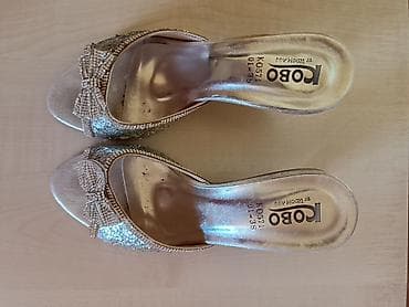 Elegantne ženske sandale sa petom, ukrašene svetlucavim šljokicama i na lalafo.rs — 2 Elegantne ženske sandale sa petom, ukrašene svetlucavim šljokicama i — 2