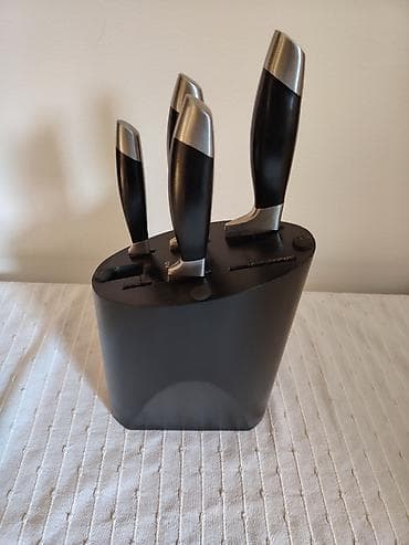 Kitchenware: BergHOFF set noževa sa stalkom – 4 komada očuvani - Elegantni at lalafo.rs — 1 Kitchenware: BergHOFF set noževa sa stalkom – 4 komada očuvani - Elegantni — 1