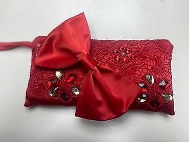 Elegantna crvena svečana pismo-tašna sa ručnom petljom za nošenje oko at lalafo.rs — 1 Elegantna crvena svečana pismo-tašna sa ručnom petljom za nošenje oko — 1