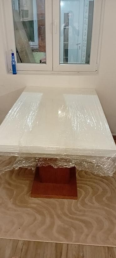 Trpezarijski sto modernog dizajna - Ploča: pravougaona, u beloj boji na lalafo.rs — 3 Trpezarijski sto modernog dizajna - Ploča: pravougaona, u beloj boji — 3