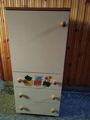 Očuvano, komoda za dečju garderobu, funkcionalna, može se koristiti uz at lalafo.rs — 6 Očuvano, komoda za dečju garderobu, funkcionalna, može se koristiti uz — 6