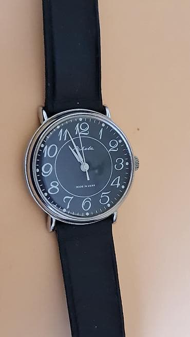 Ručni sat Raketa – “Made in USSR” - Mehanički sat sa navijanjem na lalafo.rs — 4 Ručni sat Raketa – “Made in USSR” - Mehanički sat sa navijanjem — 4