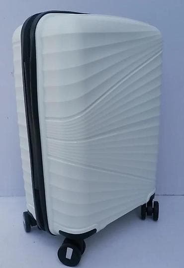 Travel suitcases and bags: Tvrdi kofer na točkiće – kabinski format - Materijal: lagani i at lalafo.rs — 6 Travel suitcases and bags: Tvrdi kofer na točkiće – kabinski format - Materijal: lagani i — 6