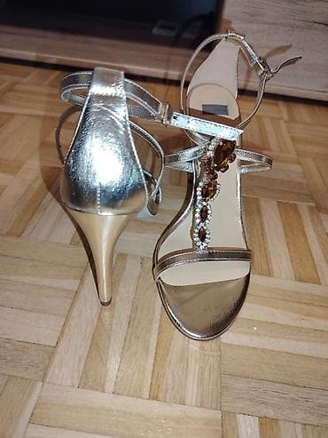 Zlatne ženske sandale na štiklu – Bata, prirodna koža - Brend: Bata na lalafo.rs — 3 Zlatne ženske sandale na štiklu – Bata, prirodna koža - Brend: Bata — 3