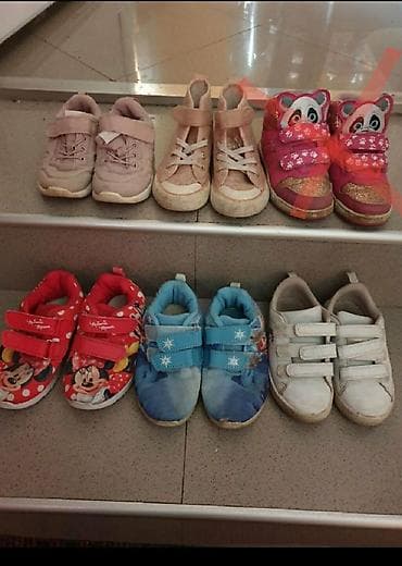 Patike broj 25 i 26 u dobrom stanju na lalafo.rs — 2 Patike broj 25 i 26 u dobrom stanju — 2