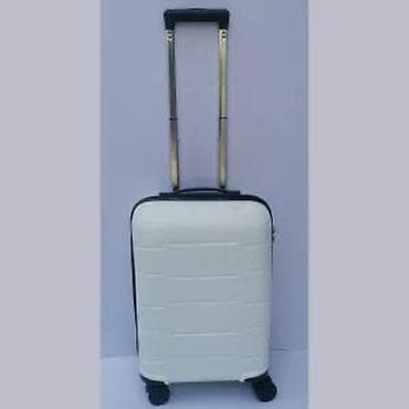 Travel suitcases and bags: Tvrdi kofer za putovanja – ručni kabinski format - Materijal: tvrda at lalafo.rs — 9 Travel suitcases and bags: Tvrdi kofer za putovanja – ručni kabinski format - Materijal: tvrda — 9