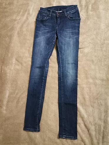 pantalone butiku ali: Legend ženske farmerke XS/S. Kao nove, kvalitetne farmerice. Dugačke na lalafo.rs — 4 pantalone butiku ali: Legend ženske farmerke XS/S. Kao nove, kvalitetne farmerice. Dugačke — 4