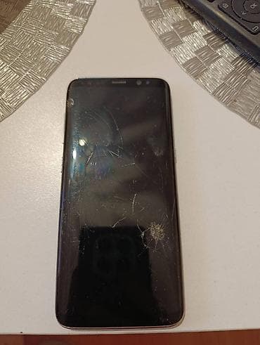 Samsung Galaxy S8 (SM-G950) - Ekran: 5.8" Quad HD+ Super AMOLED na lalafo.rs — 2 Samsung Galaxy S8 (SM-G950) - Ekran: 5.8" Quad HD+ Super AMOLED — 2