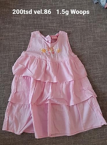 Dečija haljina Woops, roze boje, bez rukava. Model sa više volana i na lalafo.rs Dečija haljina Woops, roze boje, bez rukava. Model sa više volana i