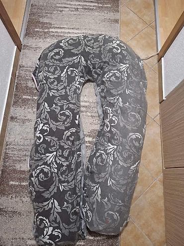 Jastuk GNEZDO za trudnice sa navlakom. veoma malo korišćen prodaje se na lalafo.rs — 1 Jastuk GNEZDO za trudnice sa navlakom. veoma malo korišćen prodaje se — 1