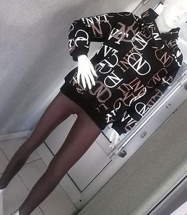 Ženska dukserica sa kapuljačom, crna sa celopreko štampanim na lalafo.rs — 3 Ženska dukserica sa kapuljačom, crna sa celopreko štampanim — 3