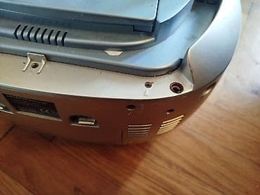 Hitachi radiokasetofon Nema antenu inace radi, malo ga zeza dugme za na lalafo.rs — 7 Hitachi radiokasetofon Nema antenu inace radi, malo ga zeza dugme za — 7