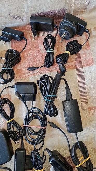 Razni punkaci za stare telefone, sve iz kolekcije duplikati.cena za na lalafo.rs — 4 Razni punkaci za stare telefone, sve iz kolekcije duplikati.cena za — 4
