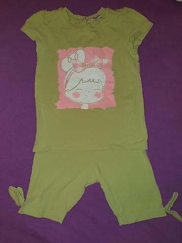 Prodajem kompletic za devojcice helanke i majica velicina 98 na lalafo.rs — 1 Prodajem kompletic za devojcice helanke i majica velicina 98 — 1