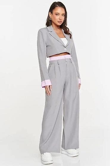 💫Ženski komplet – kratki sako i široke pantalone
3900 din na lalafo.rs — 2 💫Ženski komplet – kratki sako i široke pantalone
3900 din — 2