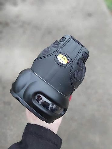 Crne Nike Tn patike, model koji se slaze bukvalno uz sve🥰 Vazdusni na lalafo.rs — 4 Crne Nike Tn patike, model koji se slaze bukvalno uz sve🥰 Vazdusni — 4