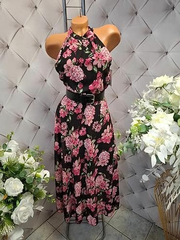 Haljina dugog kroja sa cvetnim printom - Model: midi/maksi dužina na lalafo.rs Haljina dugog kroja sa cvetnim printom - Model: midi/maksi dužina