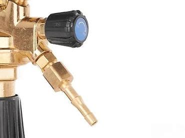 Messer redukcioni ventil za CO2/Ar – mesing Profesionalni regulator na lalafo.rs Messer redukcioni ventil za CO2/Ar – mesing Profesionalni regulator