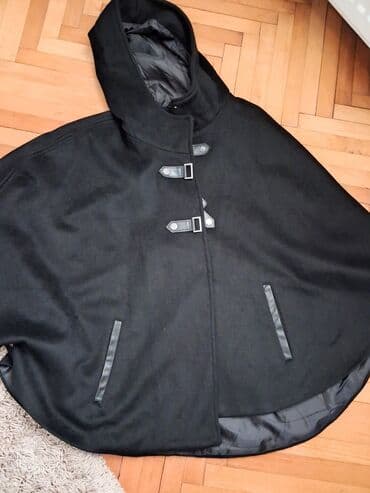 Prelepa crna pelerina-ponco. samo skunula etiketa.Univerzalna vel at lalafo.rs Prelepa crna pelerina-ponco. samo skunula etiketa.Univerzalna vel