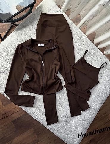 Overalls: 🩵Komplet
Cena 2000
Uni vel.
V15 at lalafo.rs — 5 Overalls: 🩵Komplet
Cena 2000
Uni vel.
V15 — 5