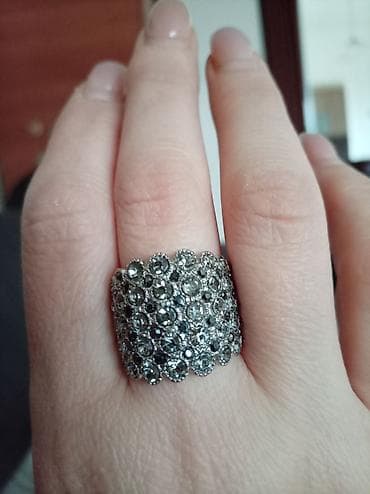 Ženski prsten, Materijal: Kristal na lalafo.rs Ženski prsten, Materijal: Kristal