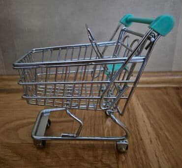 Antique Club Tables: Minijaturna metalna kolica za kupovinu potpuno nova. Namenjena za decu at lalafo.rs — 1 Antique Club Tables: Minijaturna metalna kolica za kupovinu potpuno nova. Namenjena za decu — 1