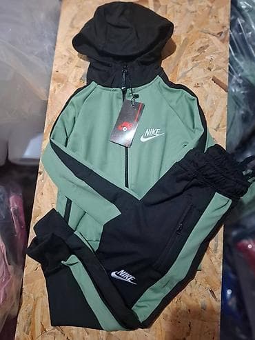 Kompleti: Deciji komoleti 14
Cena 3000 din na lalafo.rs — 8 Kompleti: Deciji komoleti 14
Cena 3000 din — 8