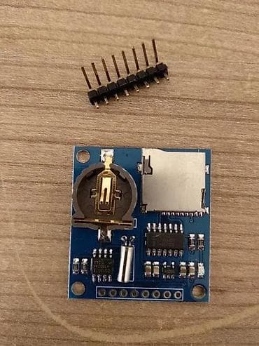 Arduino data logger modul. Ovaj modul je namenjen za beleženje na lalafo.rs Arduino data logger modul. Ovaj modul je namenjen za beleženje