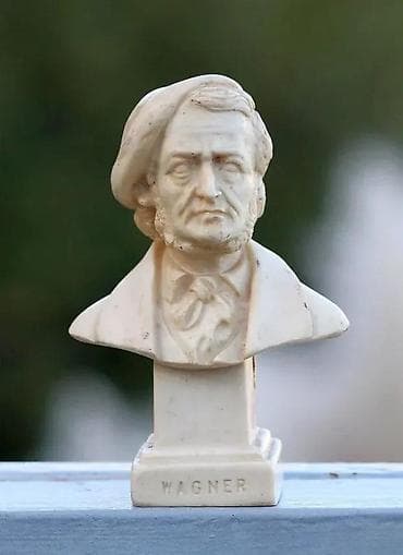 Wilhelm Richard Wagner bista. Vilhelm Rihard Vagner (3) Made in Italy na lalafo.rs Wilhelm Richard Wagner bista. Vilhelm Rihard Vagner (3) Made in Italy