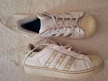 Adidas superstar original patike za devojčice veličina 35 ug 21.5 cm na lalafo.rs — 6 Adidas superstar original patike za devojčice veličina 35 ug 21.5 cm — 6