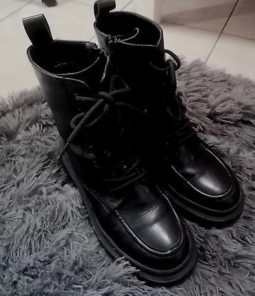 Predivne par puta nošene
BUKVALNO nove
Br 37 na lalafo.rs — 5 Predivne par puta nošene
BUKVALNO nove
Br 37 — 5