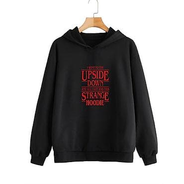 Duks crni sa ili bez kapuljace, sa stampom iz popularne serije na lalafo.rs Duks crni sa ili bez kapuljace, sa stampom iz popularne serije