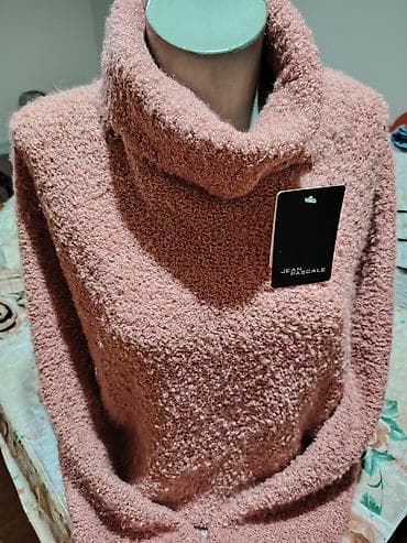 Ženski džemper sa rol-kragnom – boja puder/roze - Materijal: meka na lalafo.rs — 7 Ženski džemper sa rol-kragnom – boja puder/roze - Materijal: meka — 7