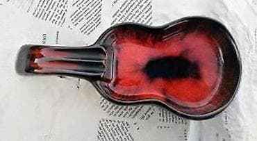 za svaki dan: Prelepa vintage Evangeline keramička posuda VIOLINA Kanada at lalafo.rs — 4 za svaki dan: Prelepa vintage Evangeline keramička posuda VIOLINA Kanada — 4