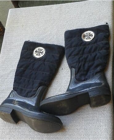 Čizme, 40 na lalafo.rs Čizme, 40