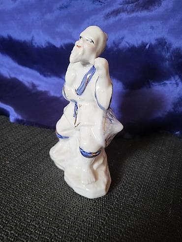 Porcelanska nova,vintaz figura kineski mudrac. Figura na lalafo.rs — 6 Porcelanska nova,vintaz figura kineski mudrac. Figura — 6