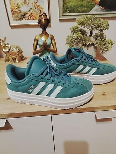 Adidas ženske patike – platforma - Model sa povišenim đonom u više at lalafo.rs — 4 Adidas ženske patike – platforma - Model sa povišenim đonom u više — 4