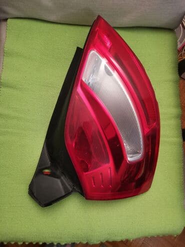 Stop svetlo za renault megane 2 at lalafo.rs Stop svetlo za renault megane 2