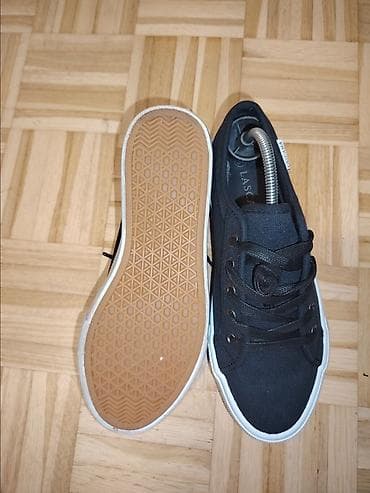 Crne platnene patike sa platformom UG 24cm - Model: casual platnene na lalafo.rs — 3 Crne platnene patike sa platformom UG 24cm - Model: casual platnene — 3